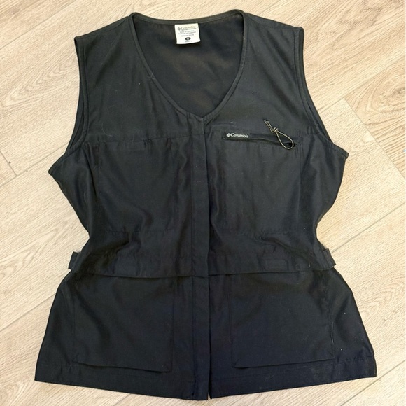 Columbia Jackets & Blazers - Y2K Vintage 2000 Columbia Women’s Utility Vest Black Gorpcore Gilet Sz.S